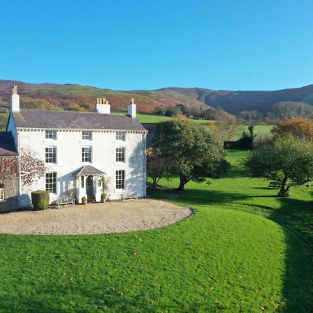 Georgian Country House -Panoramic Views -Sleeps 12 Ruthin Kültér fotó