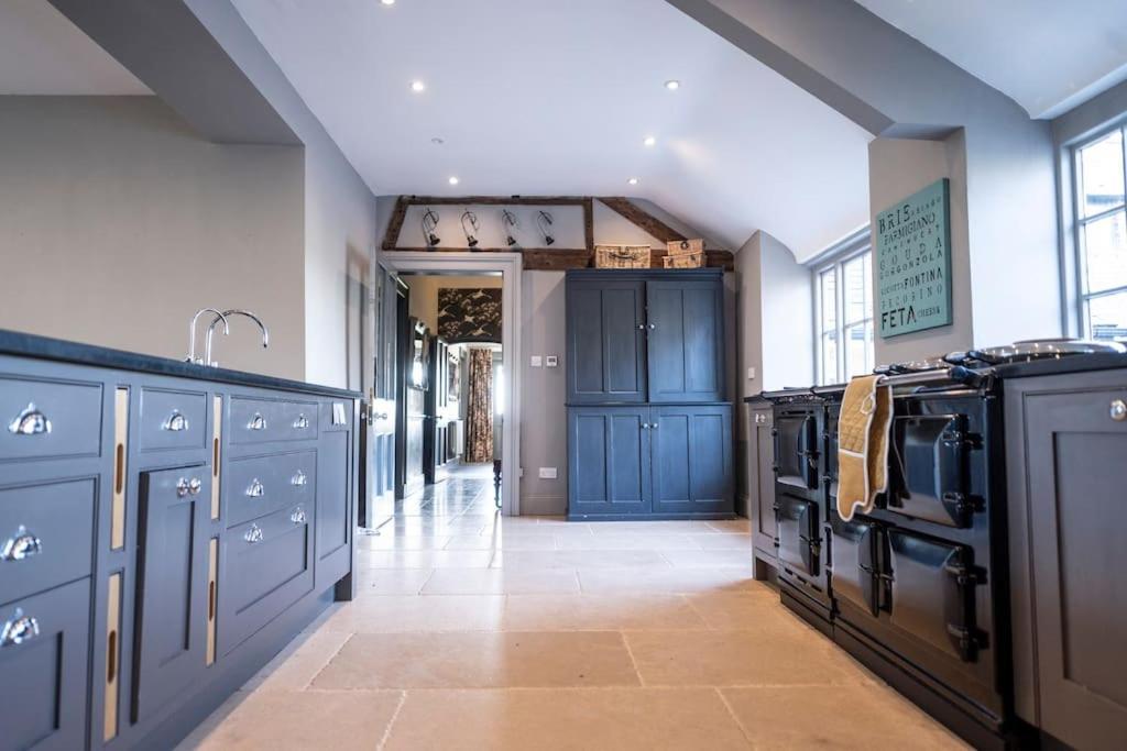Georgian Country House -Panoramic Views -Sleeps 12 Ruthin Kültér fotó