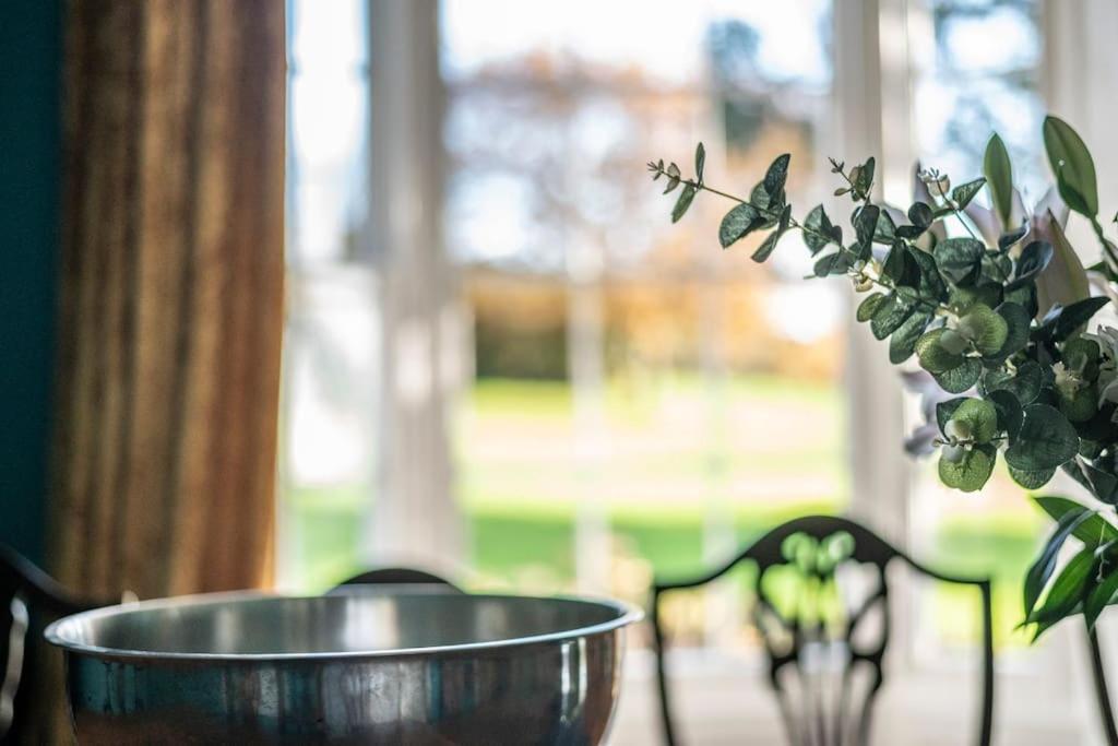 Georgian Country House -Panoramic Views -Sleeps 12 Ruthin Kültér fotó